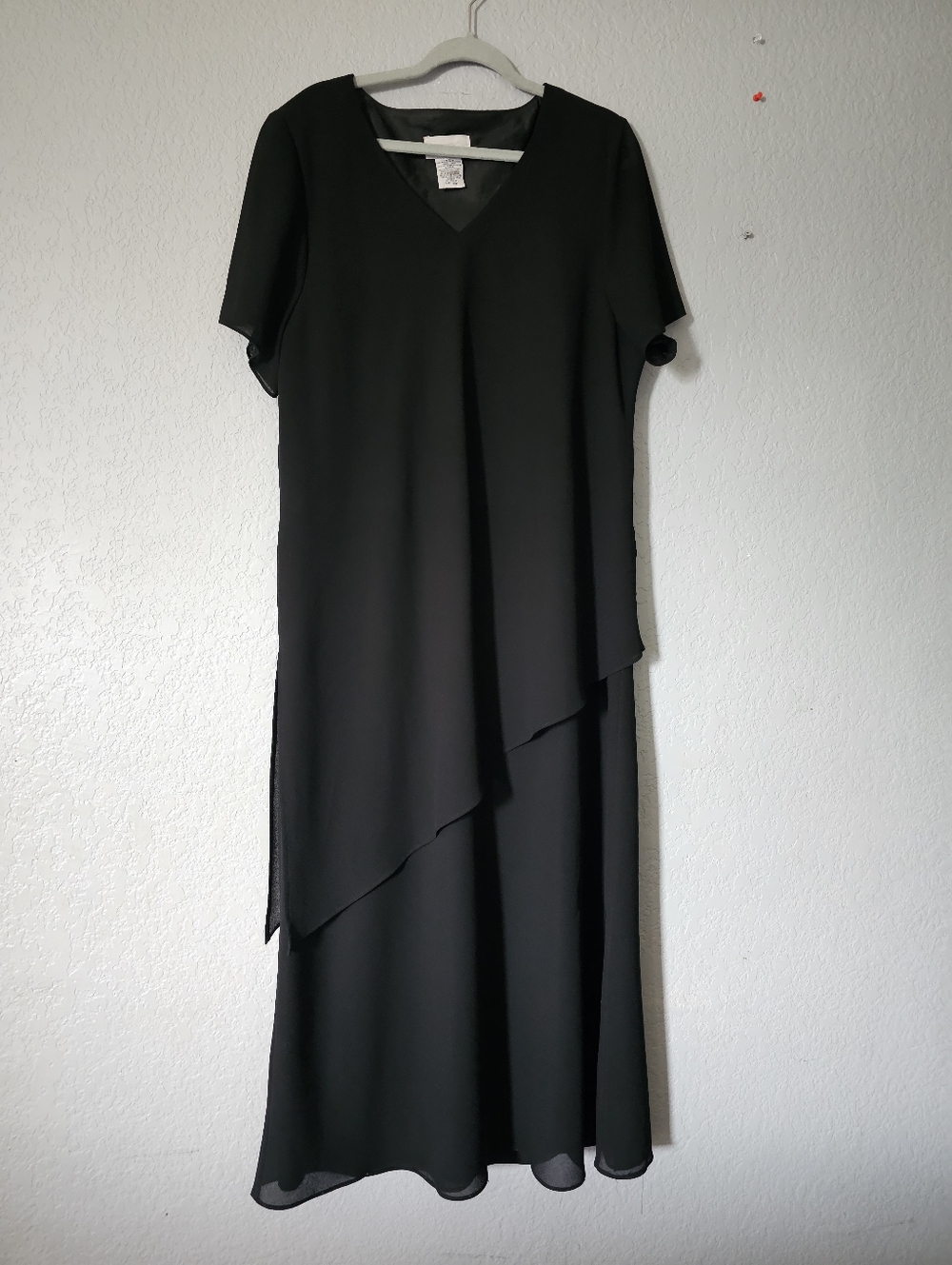 Ultra Dress Collection Black Asymmetric V-Neck Maxi Dress